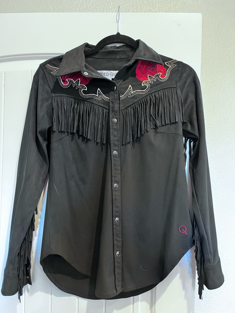 Rodeo Quincy Black Western Fringe Shirt with Red Rose Embroidery